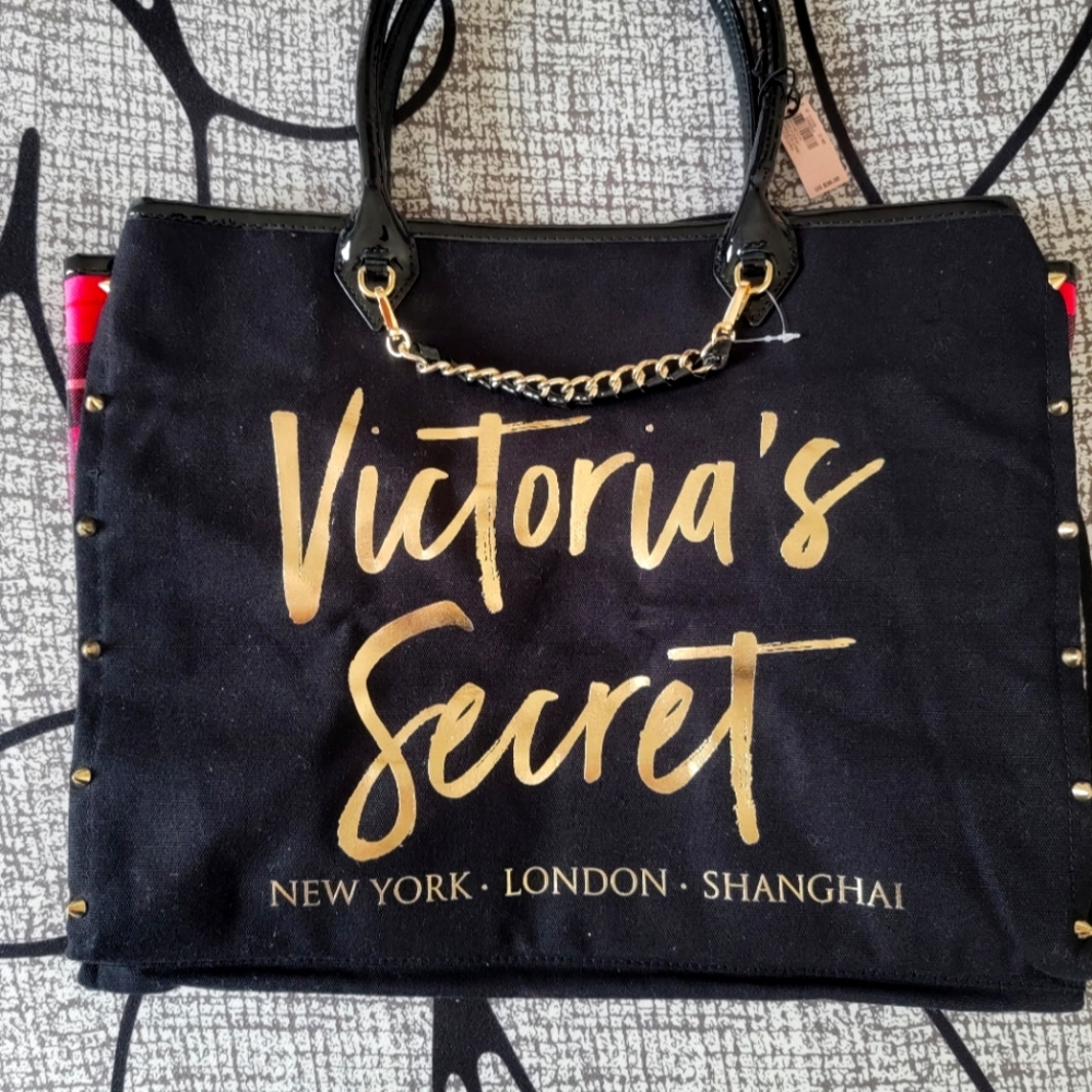 NWT Victoria's Secret Weekender